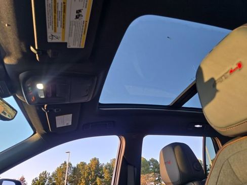 New 2026 GMC Terrain AT4 w/ Convenience Package III image 21