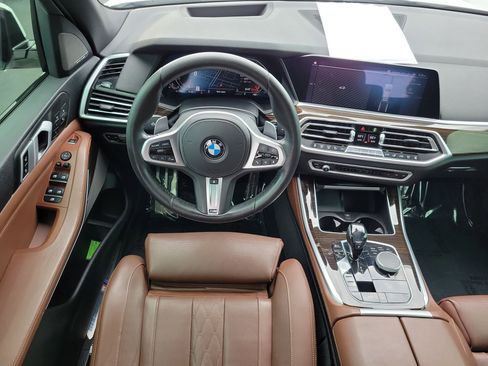 Used 2019 BMW X5 xDrive40i w/ M Sport Package image 15