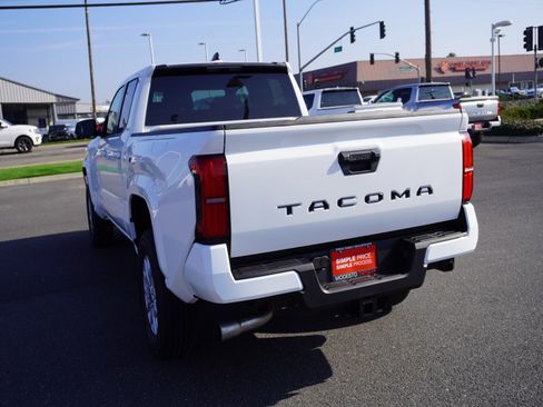 New 2026 Toyota Tacoma SR5 image 9