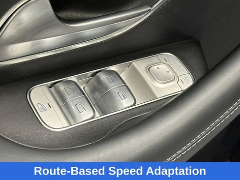 Used 2023 Mercedes-Benz GLE 53 AMG 4MATIC image 11