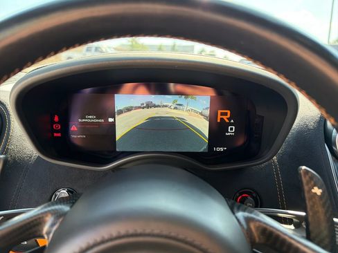 Used 2018 McLaren 570S Spider RWD image 28