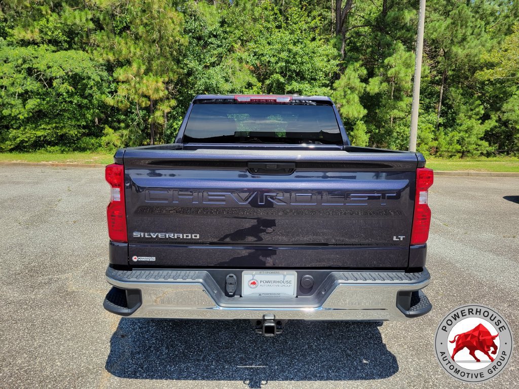 Used 2022 Chevrolet Silverado 1500 LT AWD/4WD image 5