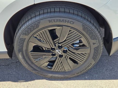 Used 2025 Nissan Murano SV image 10