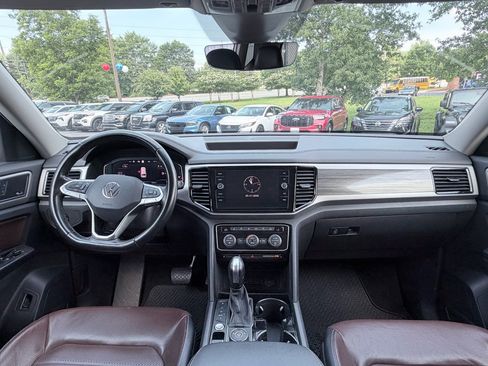 Used 2021 Volkswagen Atlas SEL Premium AWD/4WD image 12