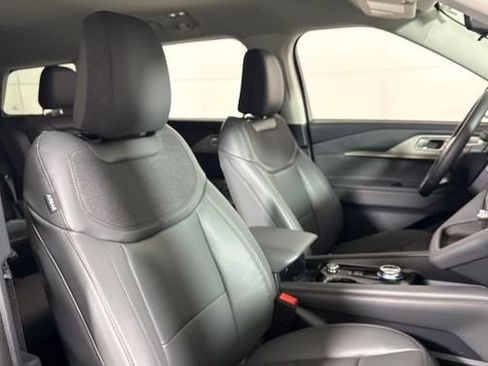 New 2026 Ford Explorer Active w/ Active Comfort Package AWD/4WD image 14