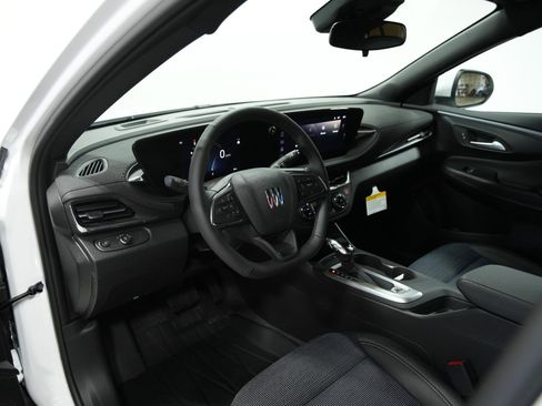 New 2026 Buick Envista Preferred FWD image 23