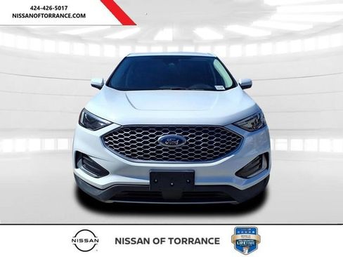 Used 2024 Ford Edge SEL image 2
