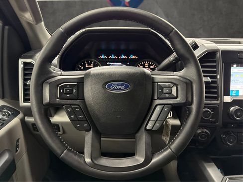 Used 2017 Ford F150 XLT w/ Equipment Group 302A Luxury image 36