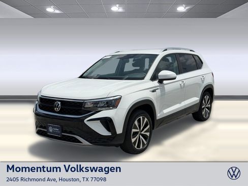 Used 2022 Volkswagen Taos SE AWD/4WD image 1
