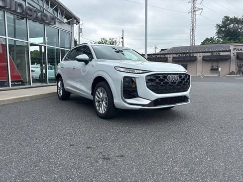 New 2026 Audi Q3 quattro 2.0T AWD/4WD image 7
