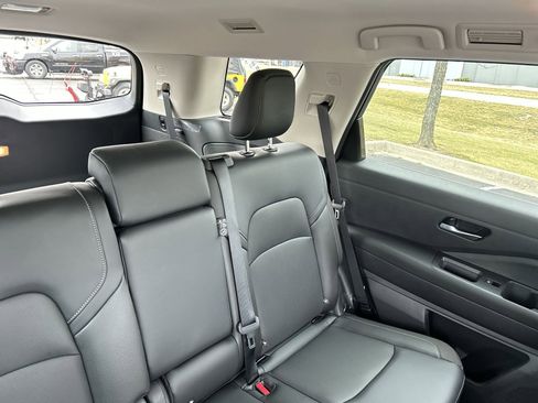 New 2026 Nissan Pathfinder SL AWD/4WD image 6