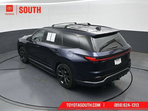 Used 2026 Lexus TX 500h AWD w/ Technology Package image 58