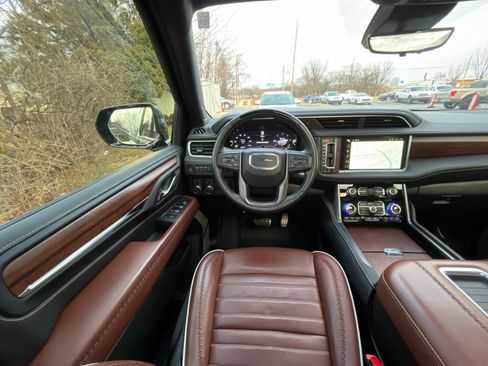 Used 2024 GMC Yukon XL Denali Ultimate image 40