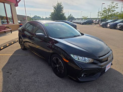 Used 2017 Honda Civic EX-L image 3