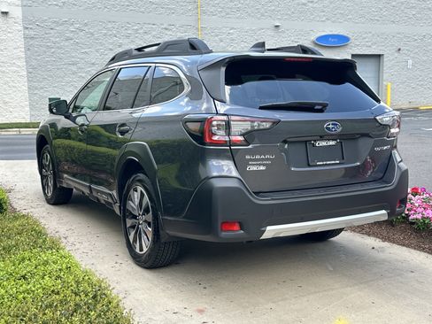Used 2025 Subaru Outback Limited w/ Popular Package #2 AWD/4WD image 6