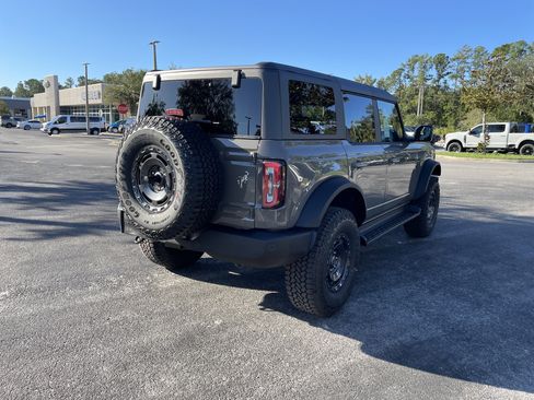 New 2025 Ford Bronco Outer Banks w/ Sasquatch Package image 7