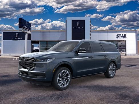 New 2026 Lincoln Navigator L Reserve AWD/4WD image 1