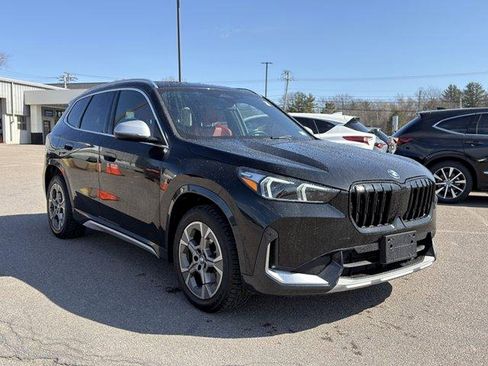 Used 2023 BMW X1 xDrive28i w/ Convenience Package AWD/4WD image 3