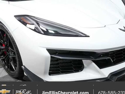 Certified 2023 Chevrolet Corvette Z06 w/ Z07 Performance Package image 40