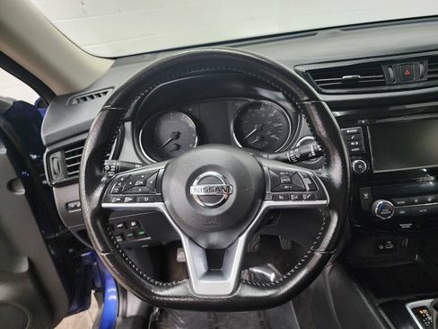 Used 2020 Nissan Rogue SV AWD/4WD image 14