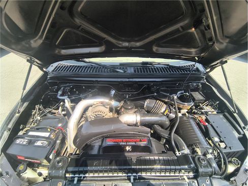 Used 2005 Ford F350 Lariat RWD image 20
