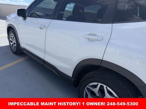 Used 2023 Subaru Forester Premium AWD/4WD image 10