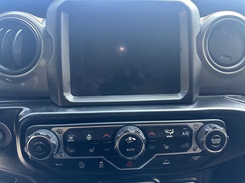 Used 2022 Jeep Wrangler Unlimited Sport w/ Sun And Sound Package AWD/4WD image 28