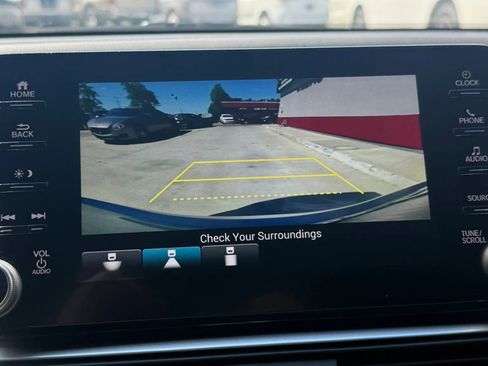 Used 2020 Honda Accord Sport image 24