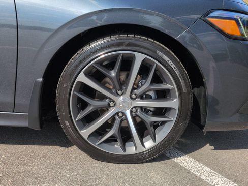 Used 2024 Honda Civic Touring image 11