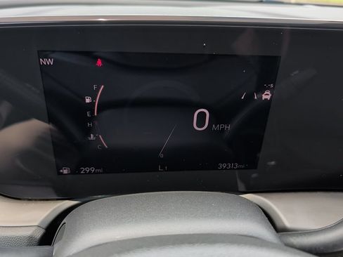 Used 2024 Buick Encore GX Preferred FWD image 22