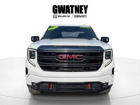 Used 2023 GMC Sierra 1500 AT4 w/ Technology Package image 2