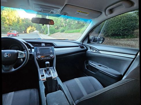 Used 2018 Honda Civic LX image 31