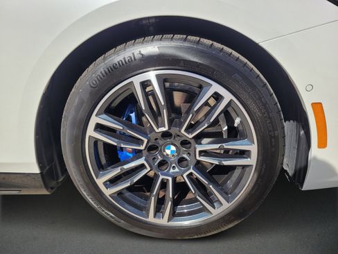 New 2026 BMW 530i w/ M Sport Package image 9