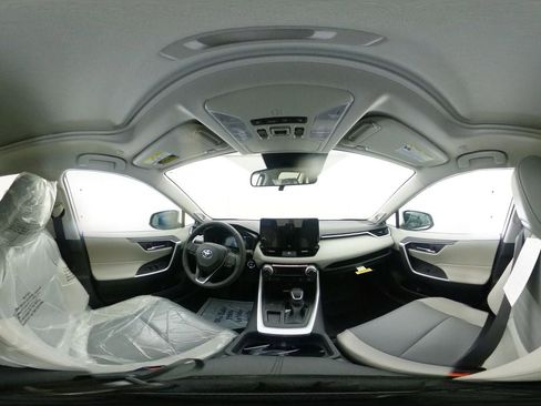 New 2025 Toyota RAV4 XLE Premium image 33