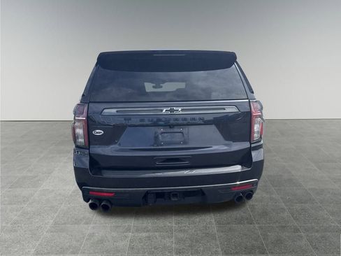 Used 2022 Chevrolet Suburban Z71 w/ Z71 Off-Road Package image 4