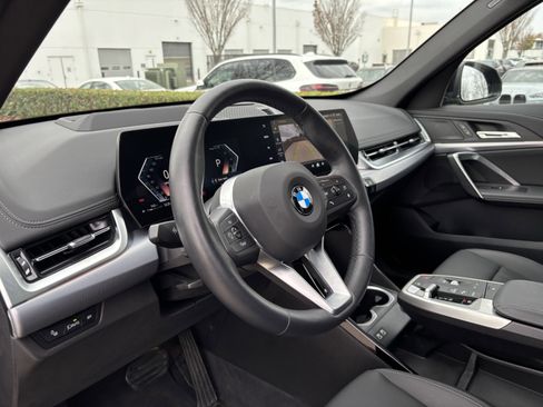 Certified 2025 BMW X1 xDrive28i image 17