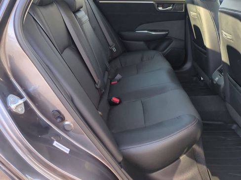 Used 2018 Honda Clarity Touring image 19