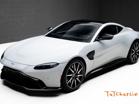 Used 2019 Aston Martin V8 Vantage Coupe RWD image 1