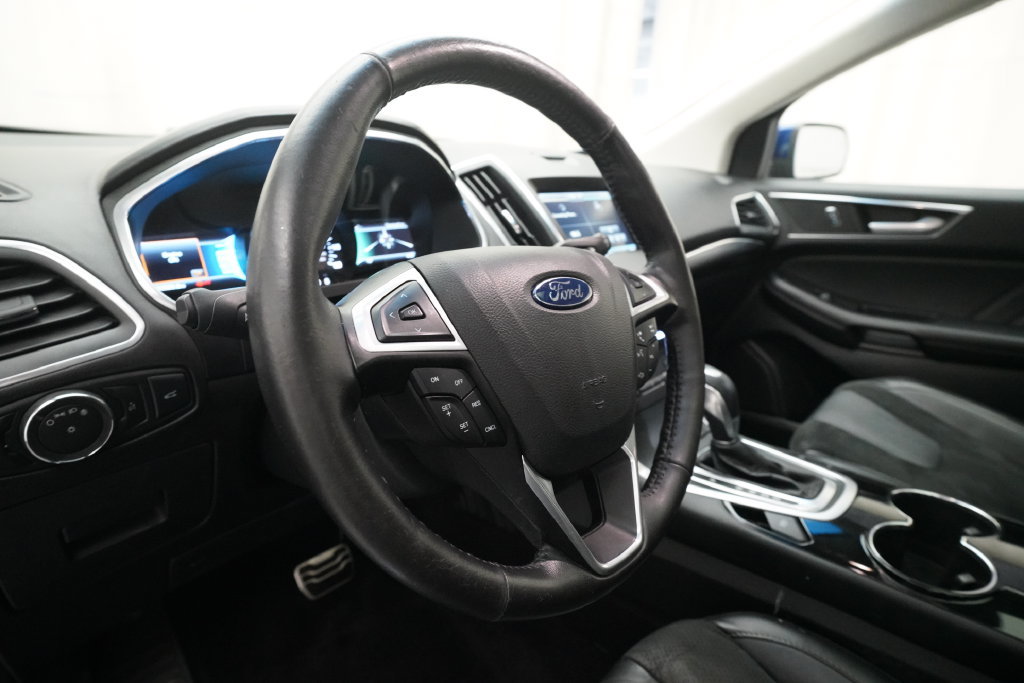 Used 2015 Ford Edge Sport w/ Equipment Group 401A AWD/4WD image 8