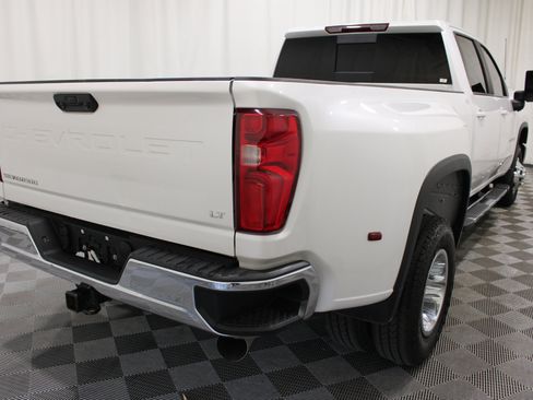 Used 2024 Chevrolet Silverado 3500 LT w/ Convenience Package RWD image 29