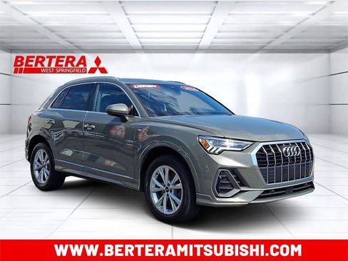 Used 2024 Audi Q3 2.0T Premium AWD/4WD image 1