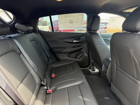New 2026 Buick Envista Sport Touring w/ Convenience I Package FWD image 33
