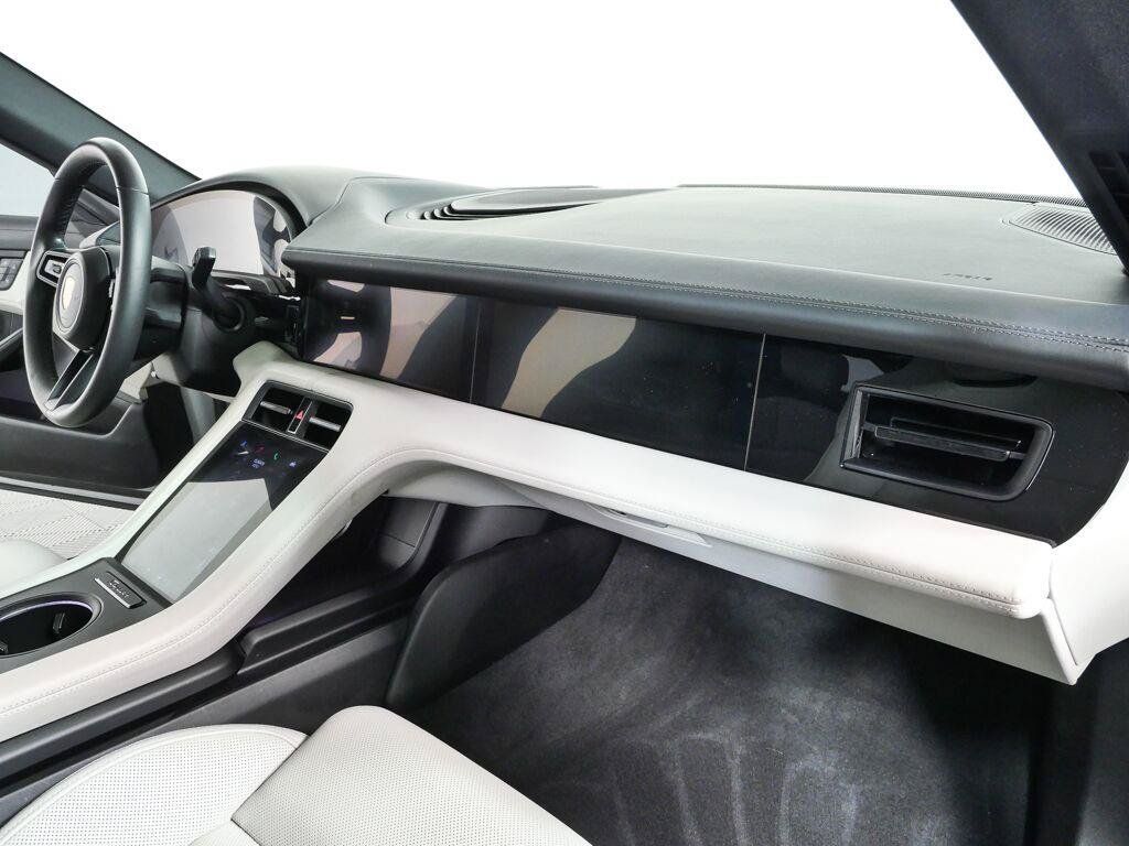 Used 2023 Porsche Taycan RWD image 26