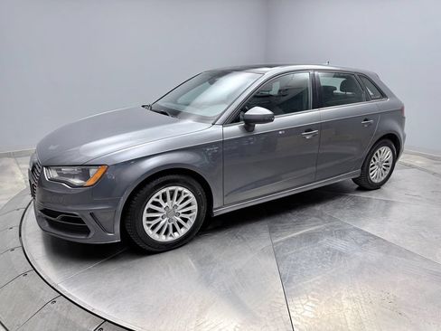Used 2016 Audi A3 e-tron Premium FWD image 1