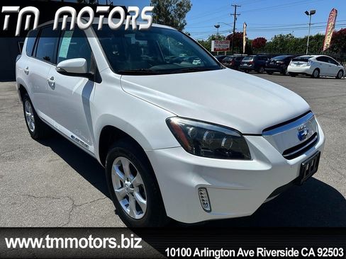 Used 2013 Toyota RAV4 EV FWD image 20