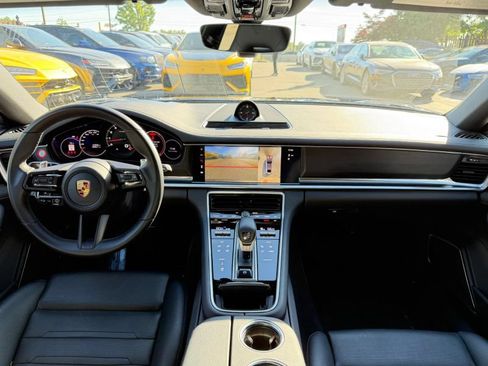Used 2023 Porsche Panamera 4 Platinum Edition AWD/4WD image 20