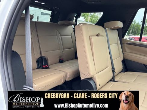 Used 2022 Chevrolet Tahoe Premier AWD/4WD image 34