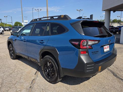 Used 2025 Subaru Outback Wilderness AWD/4WD image 7