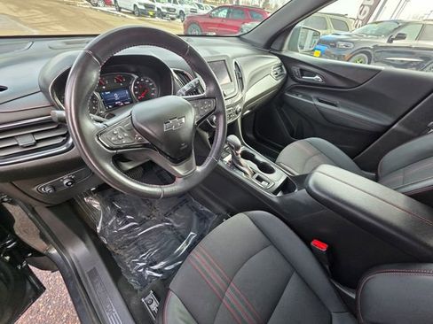 Used 2022 Chevrolet Equinox RS image 18