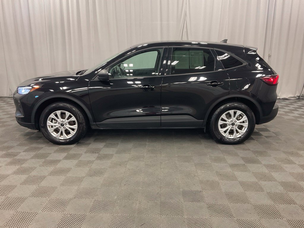 Used 2025 Ford Escape Active AWD/4WD image 13